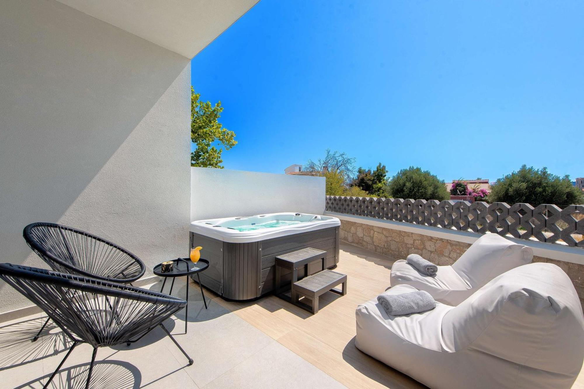 Madison Boutique, Фалираки Экстерьер фото
